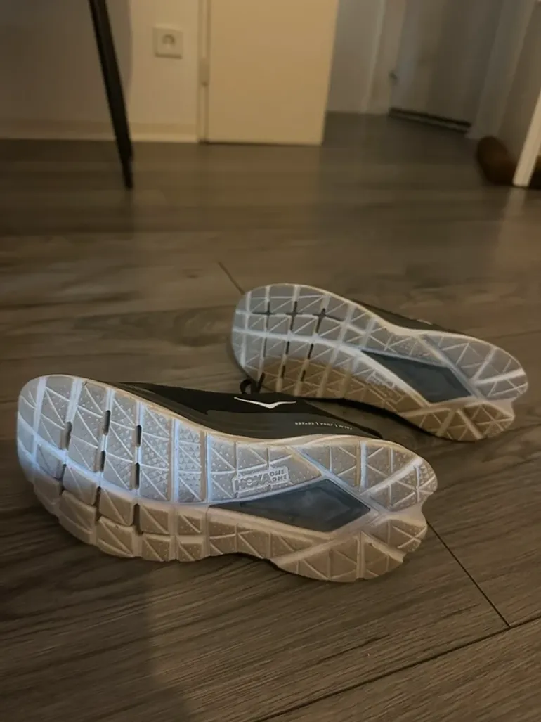 Hoka Baskets bike d'occasion — image 4 sur 5