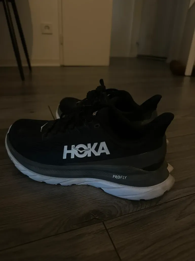 Hoka Baskets bike d'occasion — image 3 sur 5