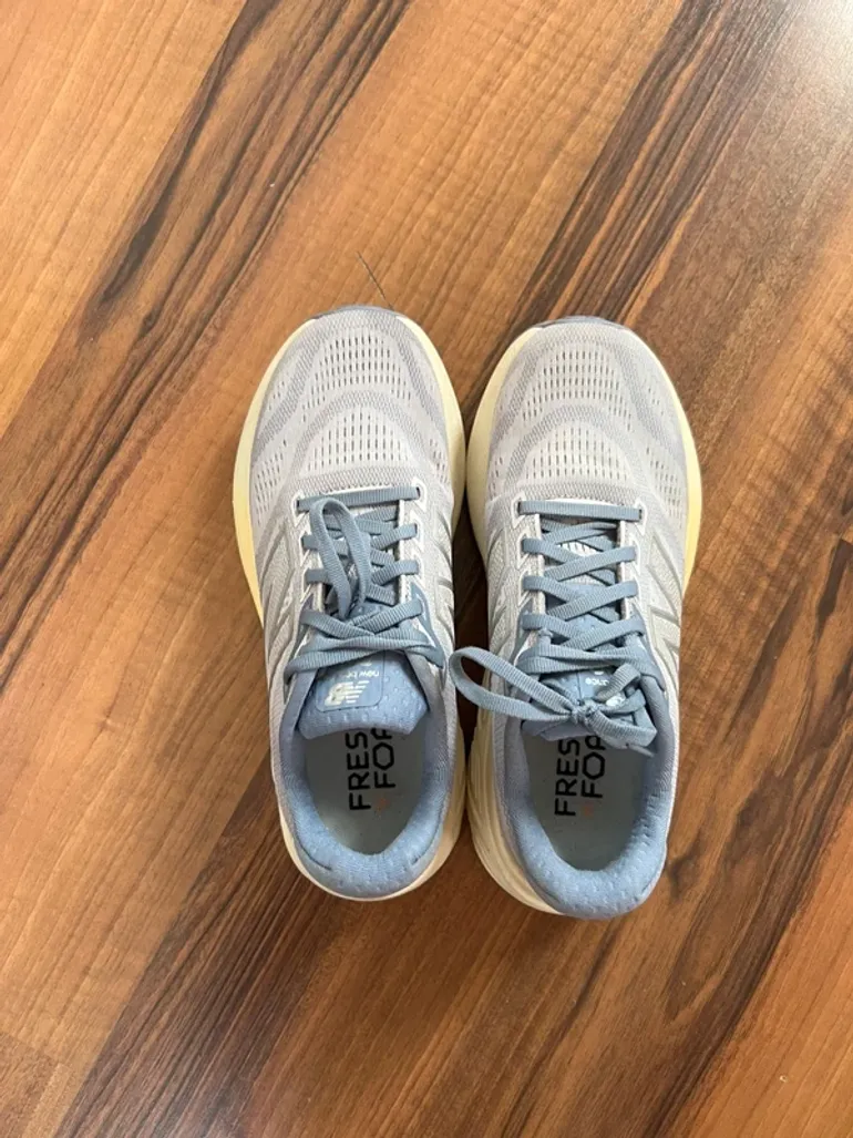 Used New Balance 880 bike — image 2 of 4