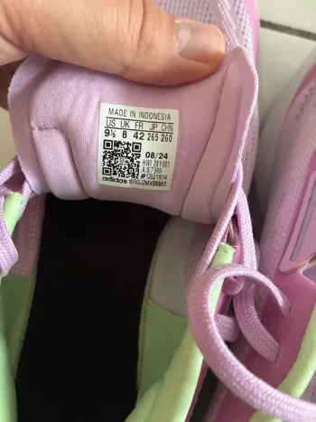 Used Adidas Chaussures de courses bike — image 5 of 7