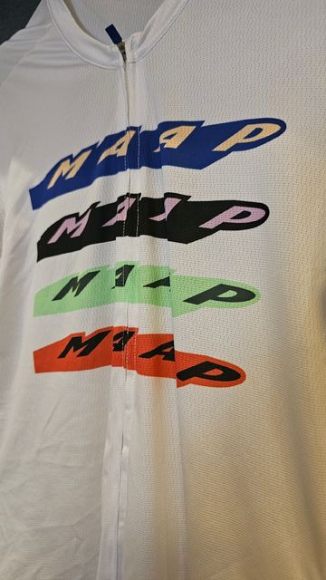 Brugt MAAP Evade Pro Air Jersey 3.0 2026 bike — billede 2 af 13