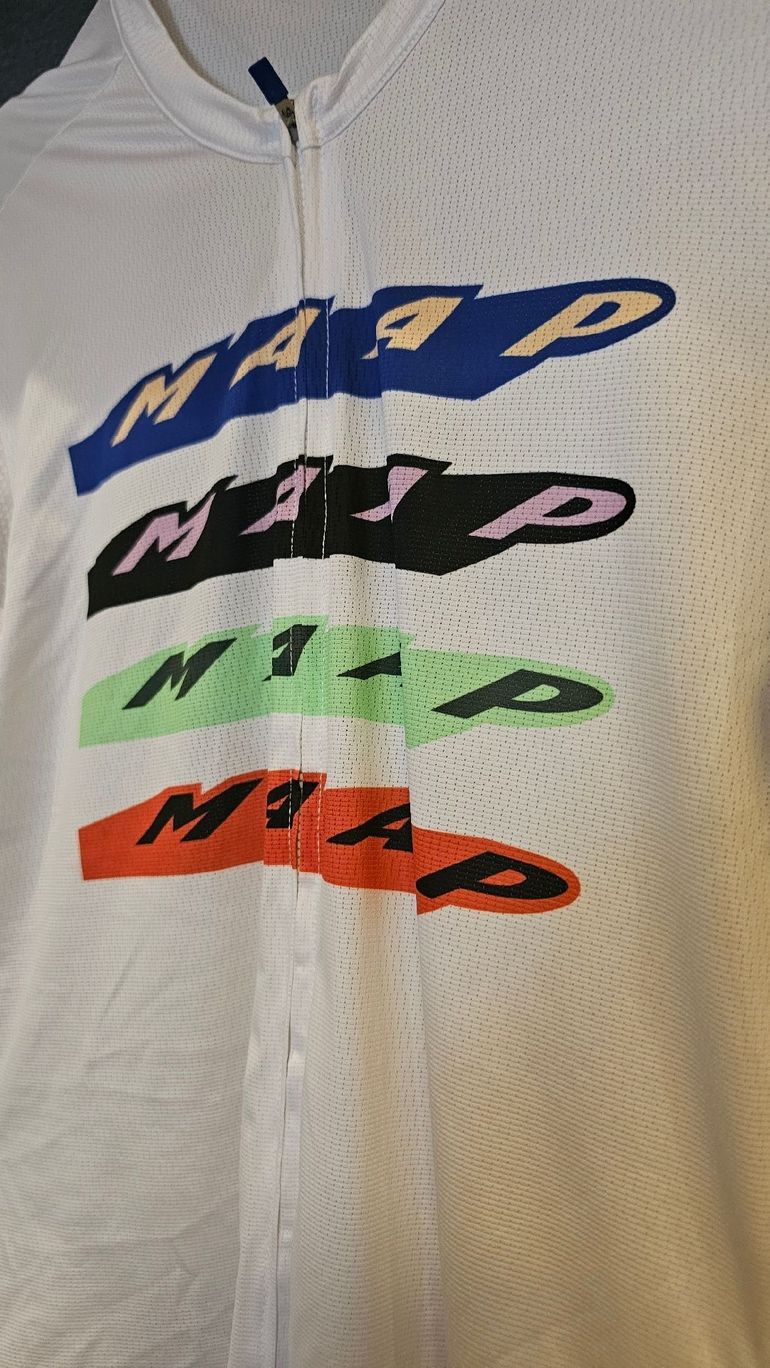 Brugt MAAP Evade Pro Air Jersey 3.0 2026 bike — billede 2 af 13
