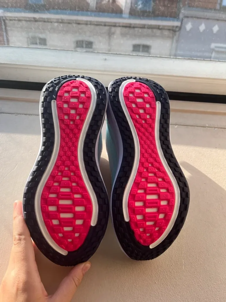Used Nike Vomero Plus bike — image 3 of 6
