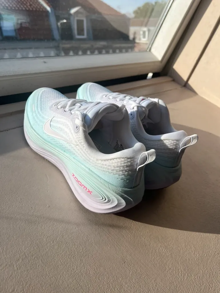 Used Nike Vomero Plus bike — image 6 of 6