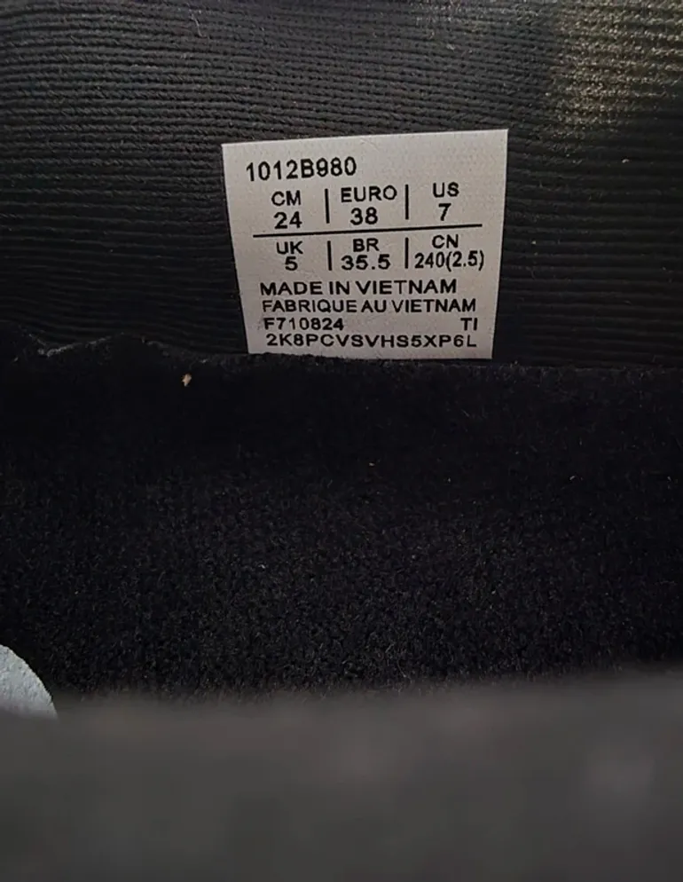Použité Asics Novablast 5 bike — obrázek 7 z 7