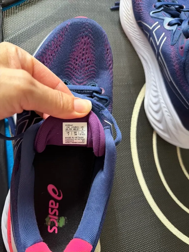 Used Asics pure gel bike — image 6 of 6