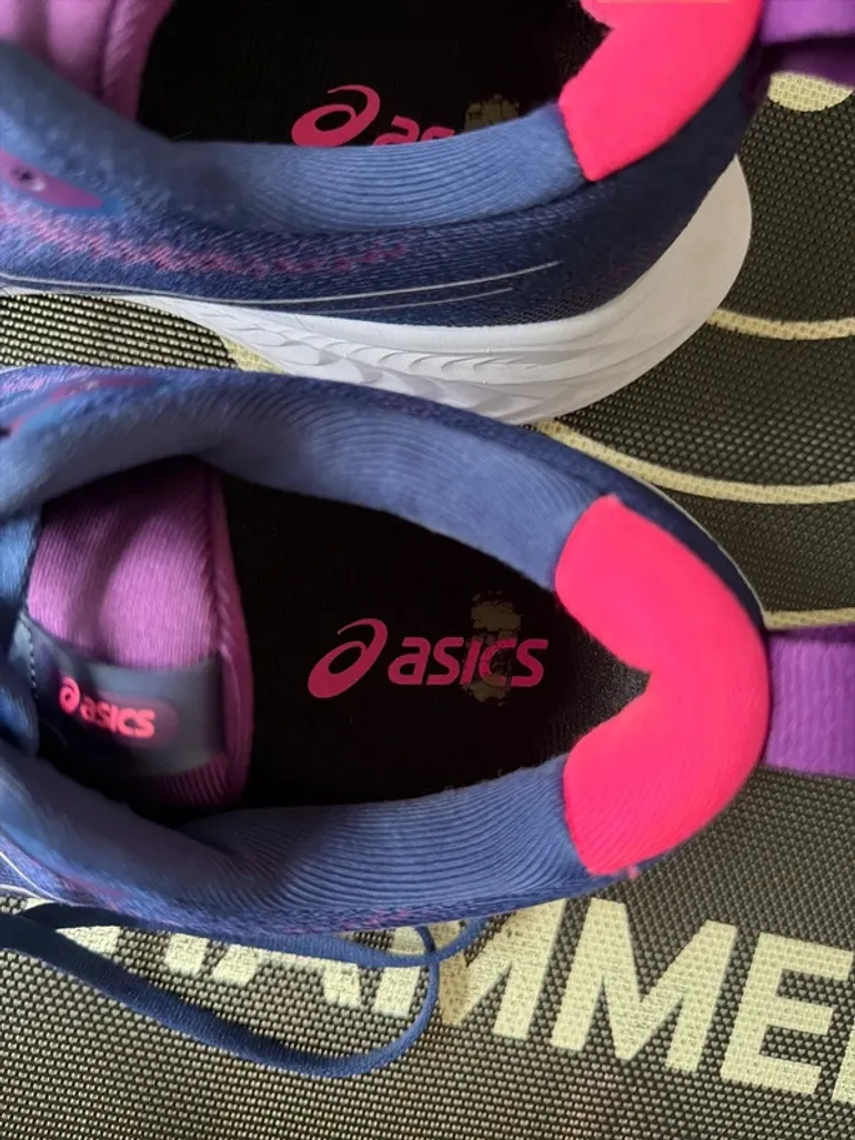 Used Asics pure gel bike — image 5 of 6