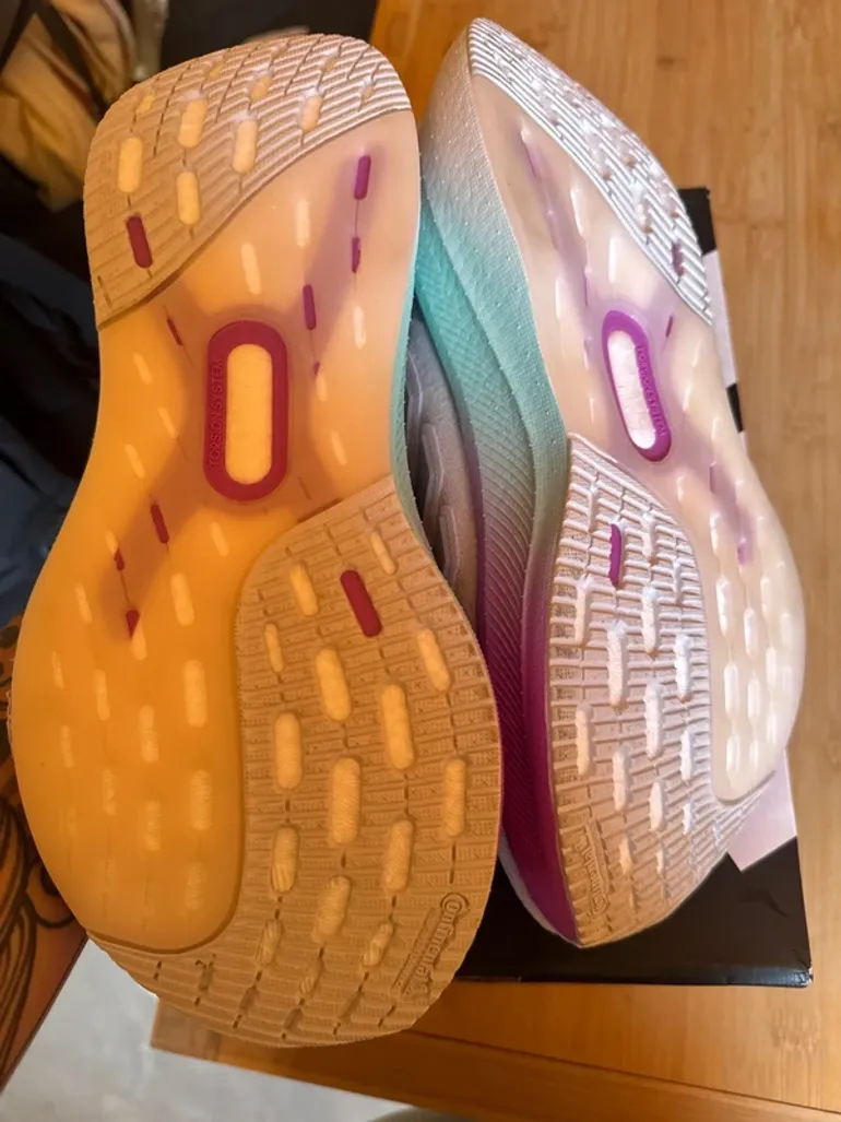 Used Adidas Ultraboost 5 W bike — image 5 of 5