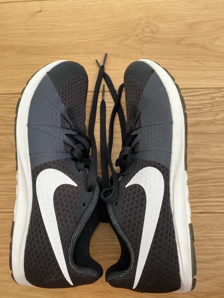 Used Nike Pointés athlétisme bike — image 4 of 7