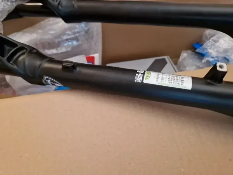 Used Manitou Markhor Boost 2026 bike — image 8 of 17