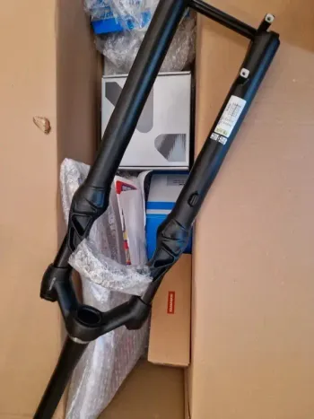 Used Manitou Markhor Boost 2026 bike — image 6 of 17