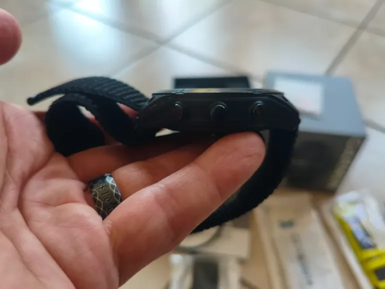 Used Garmin Fenix 7x Sapphire Solar bike — image 7 of 9