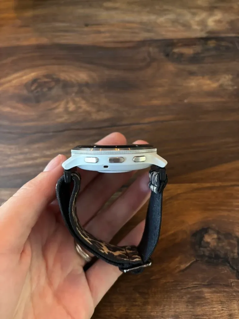 Used Garmin Venu 3 bike — image 4 of 5