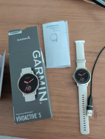 Tweedehands Garmin vivoactive 5 Electronics