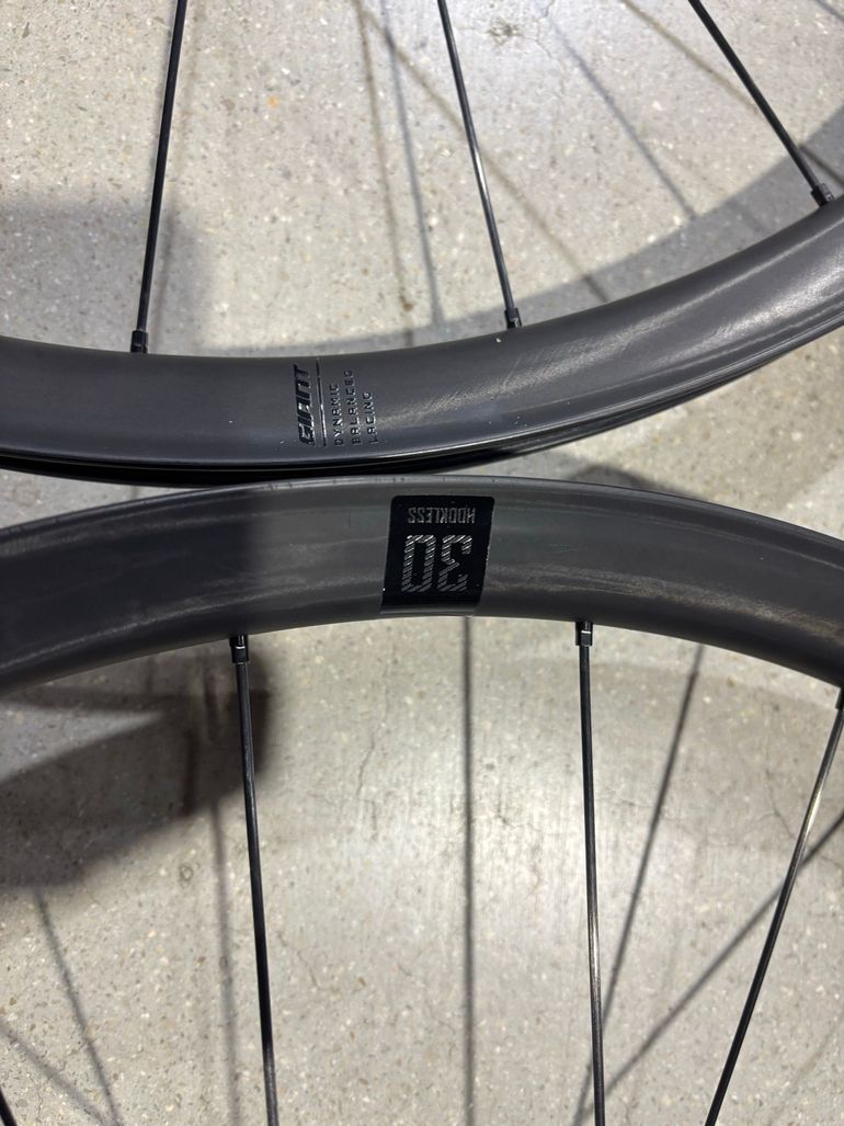 Brugt Giant Carbono MTB Wheels 2026 bike — billede 3 af 6