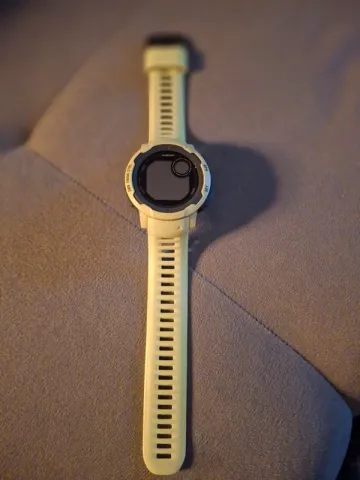 Used Garmin Instinct 2 Electronics