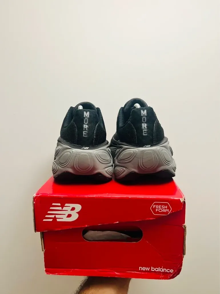 Used New Balance Fresh Foam X More V5 bike — image 6 of 12