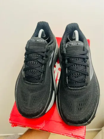 Used New Balance Fresh Foam X More V5 bike — image 8 of 12