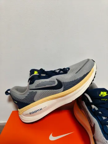 Used Ideal Nike Vomero 18 bike — image 2 of 8