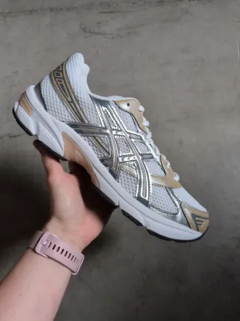 Brugt White Asics Gel 1130 Running Shoes