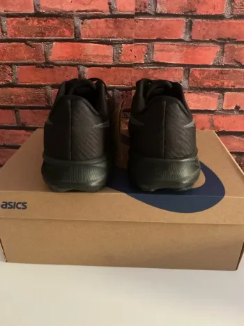 Used Asics Versablast 4 bike — image 6 of 8