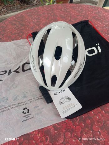 Ekoi Crystal Helmet 2025 bike usato — immagine 2 di 4