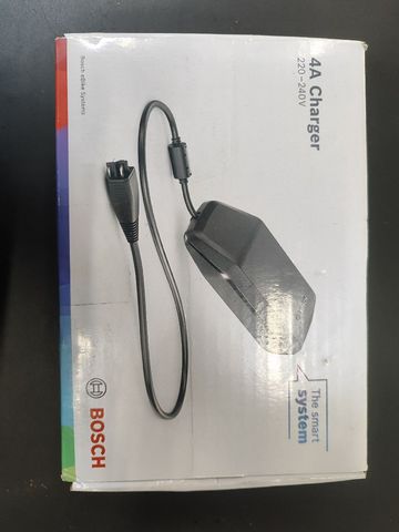 Used Bosch Smart System 4A Charger Cycling Accessories