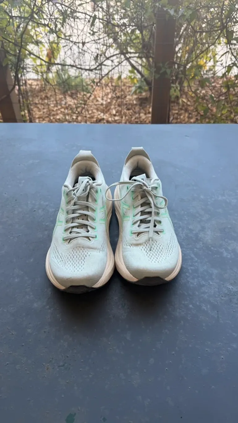 Used Asics Gel Kayano 32 bike — image 3 of 6