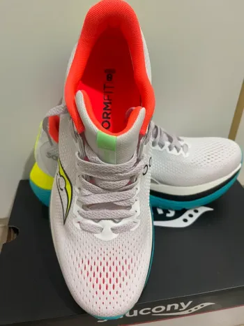 Saucony Endorphin Trainer bike usato — immagine 3 di 7