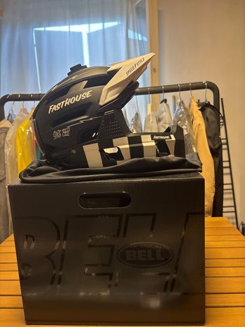 Brugt Bell super air R 2024 bike — billede 3 af 4