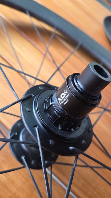 Tweedehands Zipp 404 Firecrest Disc 2025 bike — afbeelding 5 van 5
