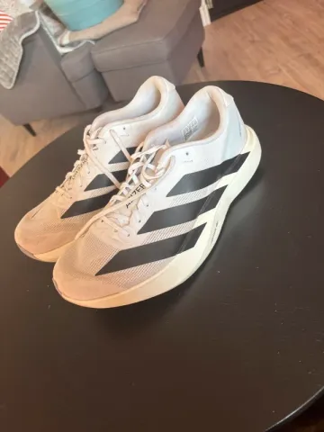 Käytetty Adidas Adizero Evo SL Running Shoes