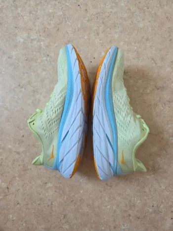 Used Hoka Clifton 8 bike — image 5 of 8