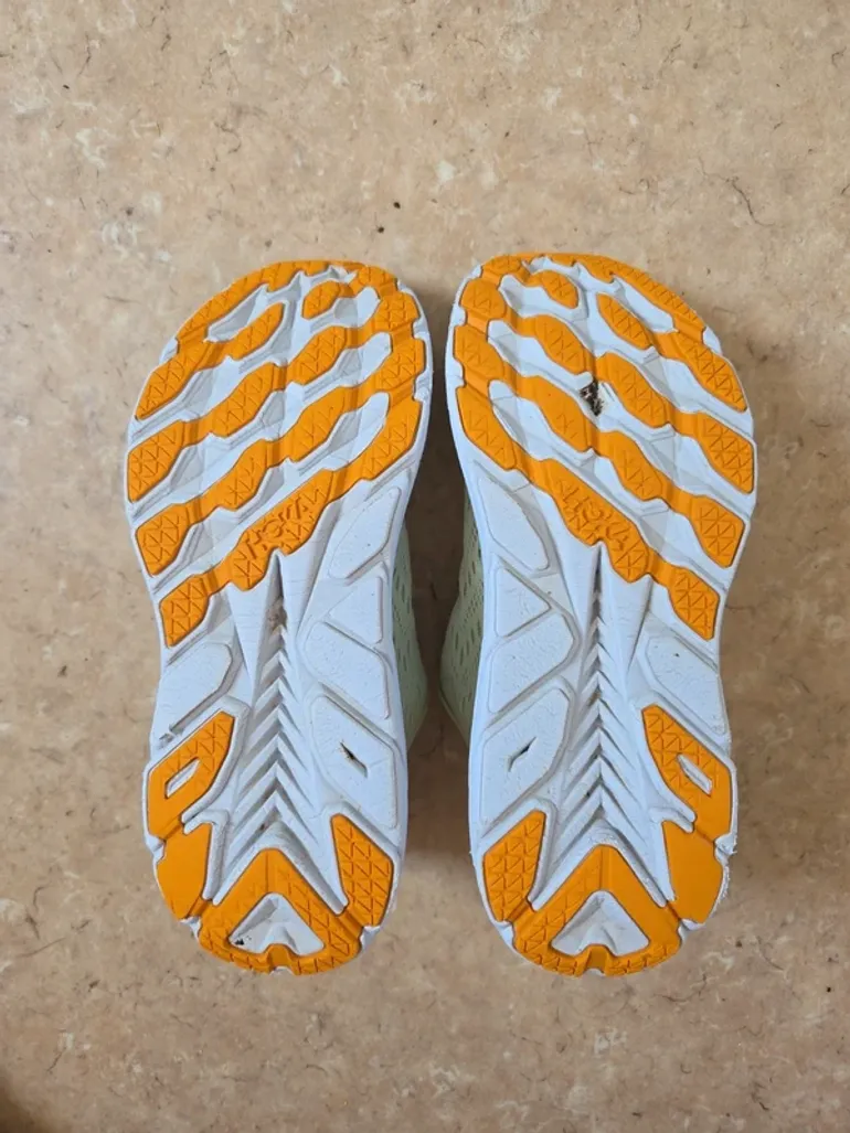 Used Hoka Clifton 8 bike — image 7 of 8