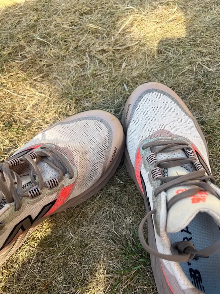 Used New Balance Fresh Foam X Hierro v9 bike — image 6 of 6