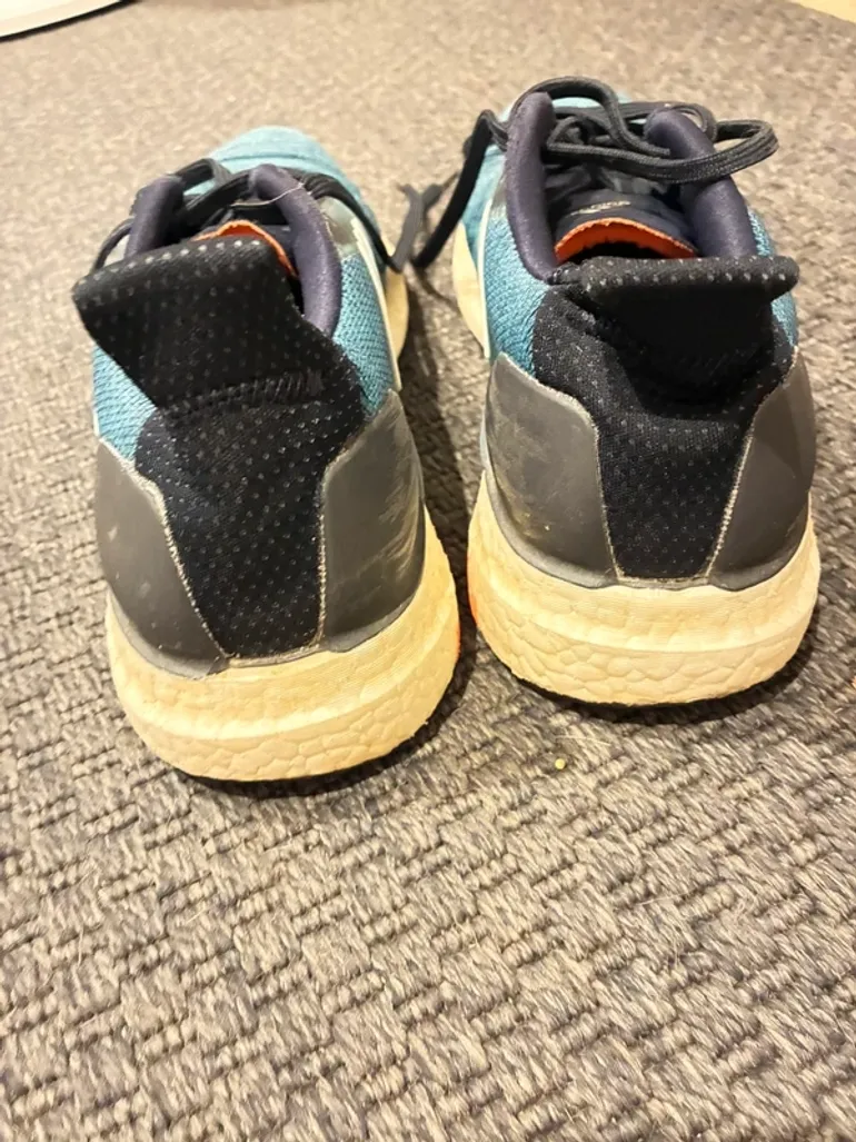 Used Adidas Running Shoes bike — image 2 of 6