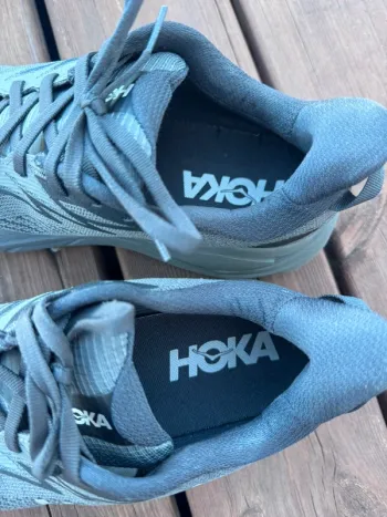 Used Hoka Challenger 8 GORE-TEX bike — image 6 of 6
