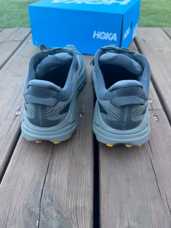 Used Hoka Challenger 8 GORE-TEX bike — image 2 of 6