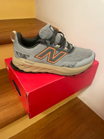 New Balance N43 Running Shoes usato