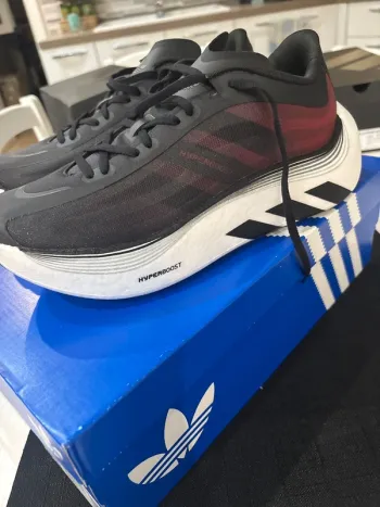 Adidas hiperboost ephr lt Running Shoes usato