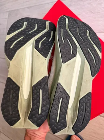 Used New Balance Trail Running Shoes bike — image 10 of 15