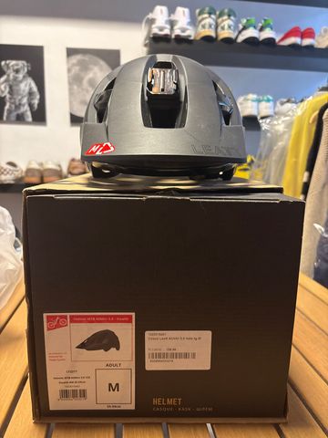 LEATT Helmet MTB allmtn 3.0 V23 2024 Cycling Accessories de segunda mano
