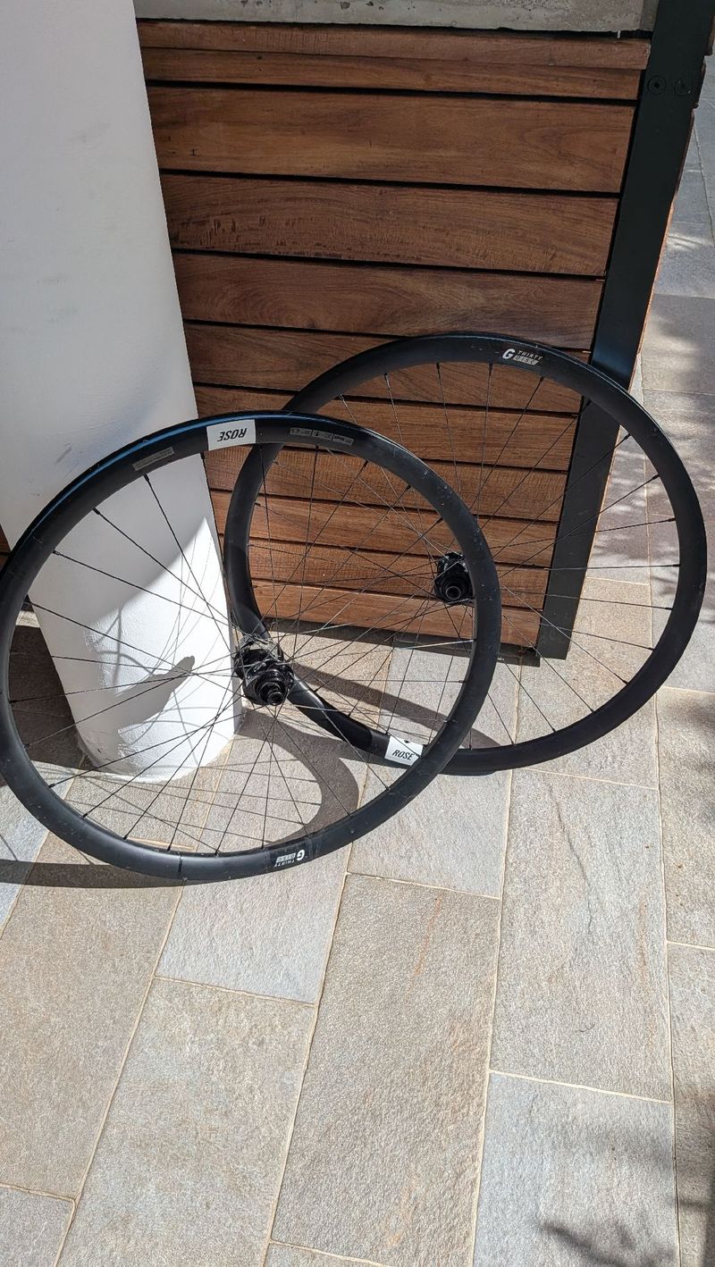 Używany Rose R-Thirty Disc LIGHT 2023 Wheels