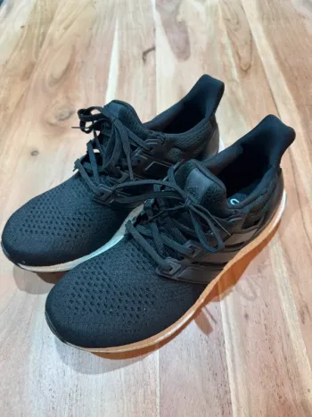 Used Adidas Ultraboost 1.0 bike — image 4 of 8