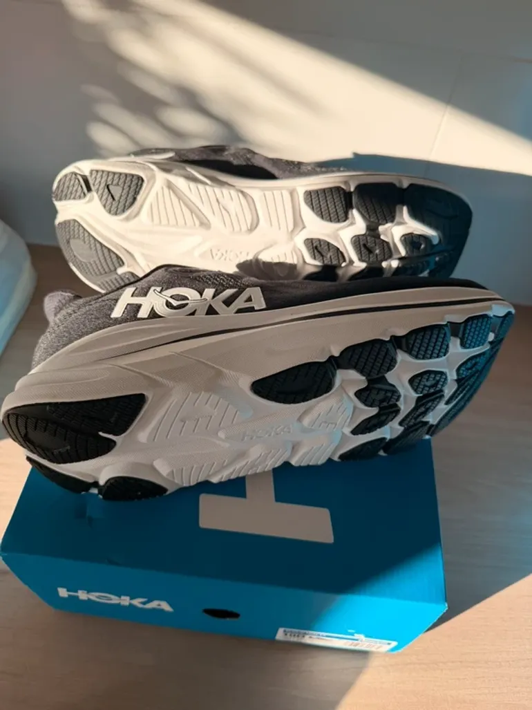 Used New Balance Clifton 10 bike — image 6 of 8