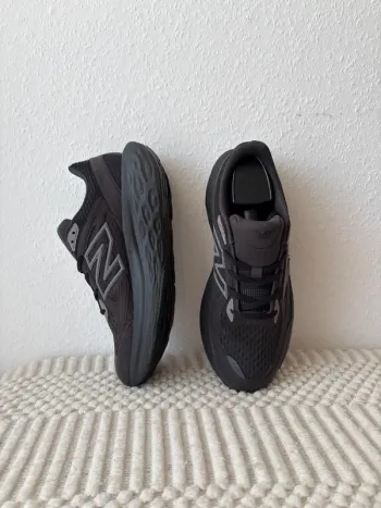 Used New Balance Fresh Foam bike — image 2 of 6