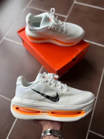 Brugt Nike Vomero Running Shoes
