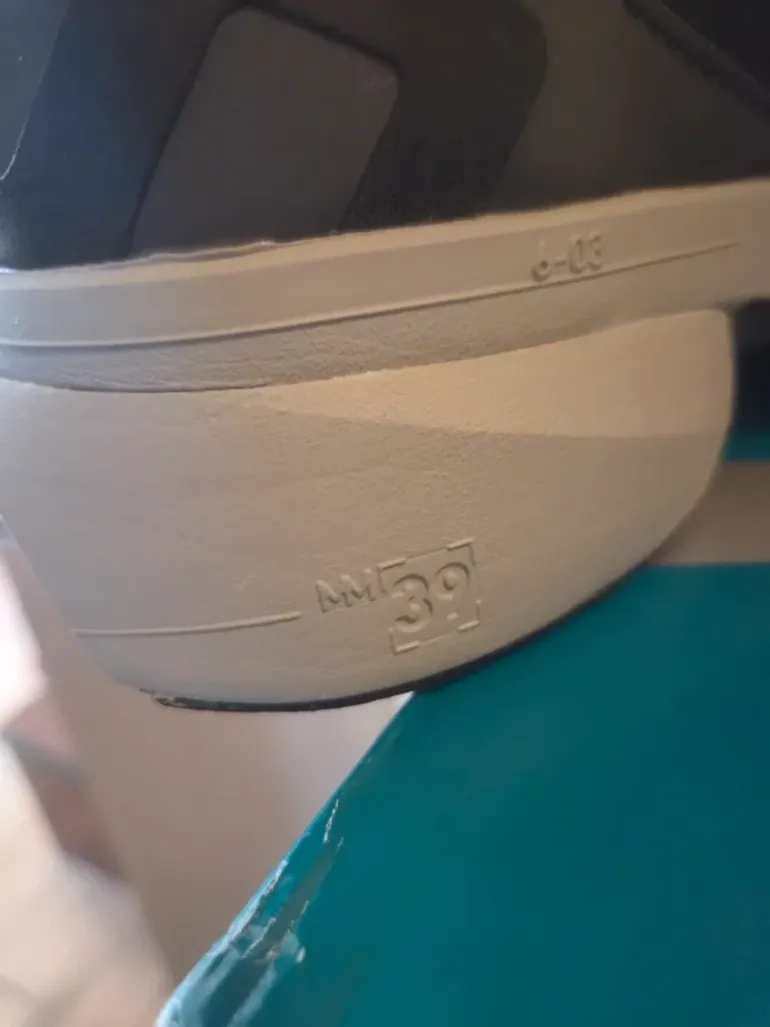 Used Continental EQT Adizero Adios Pro bike — image 13 of 15