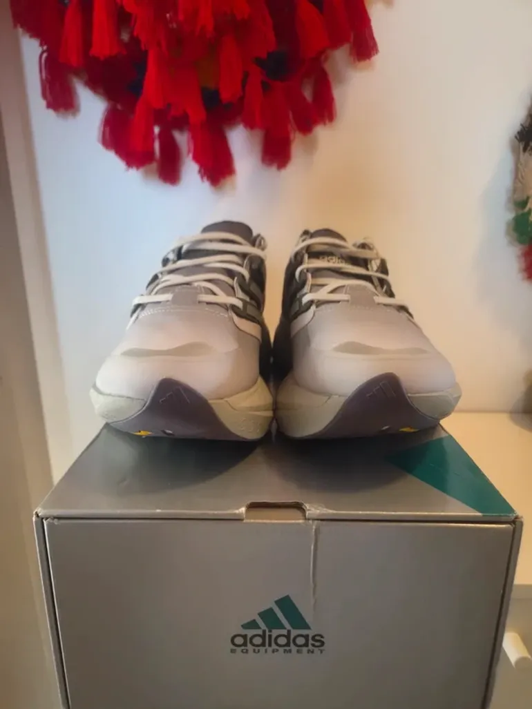 Used Continental EQT Adizero Adios Pro bike — image 5 of 15