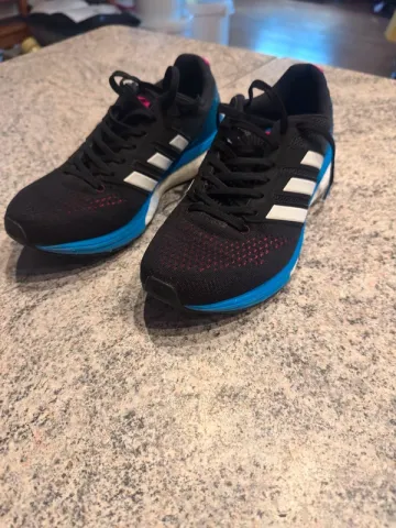 Käytetty Adidas Adizero Boston Running Shoes